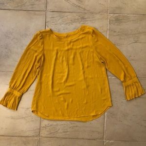 Ladies Blouse 2 Back Button Closure Tunic Pleated Button Cuff Size L